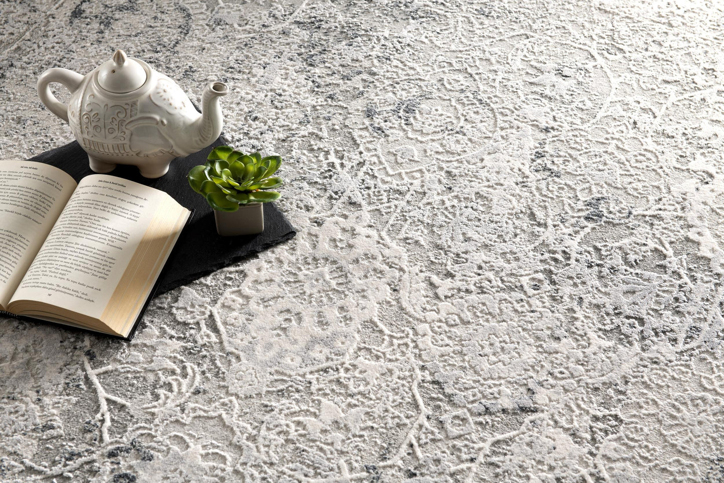 Haven Distressed Medallion Transitional Grey and Beige Indoor Rug-11