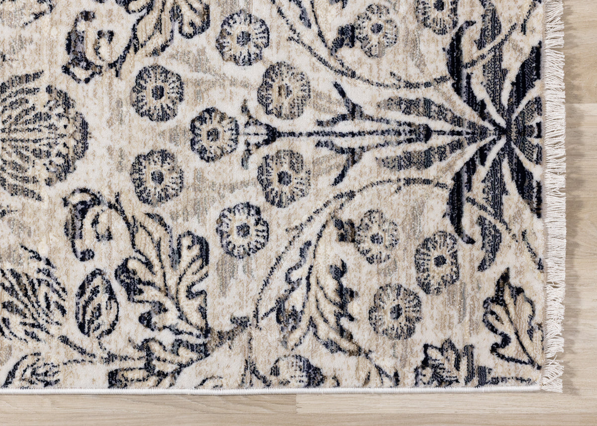 Classic Traditional Cream Area Rug