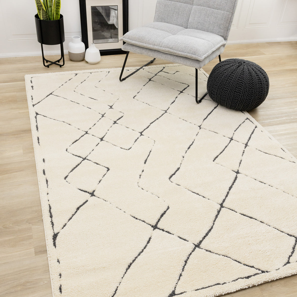 Contemporary Trellis Cream Area Rug