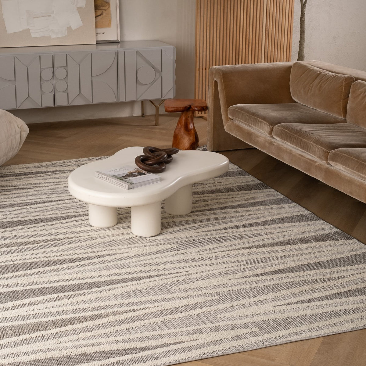Tenzin Chevron Contemporary Grey and Beige Indoor Rug