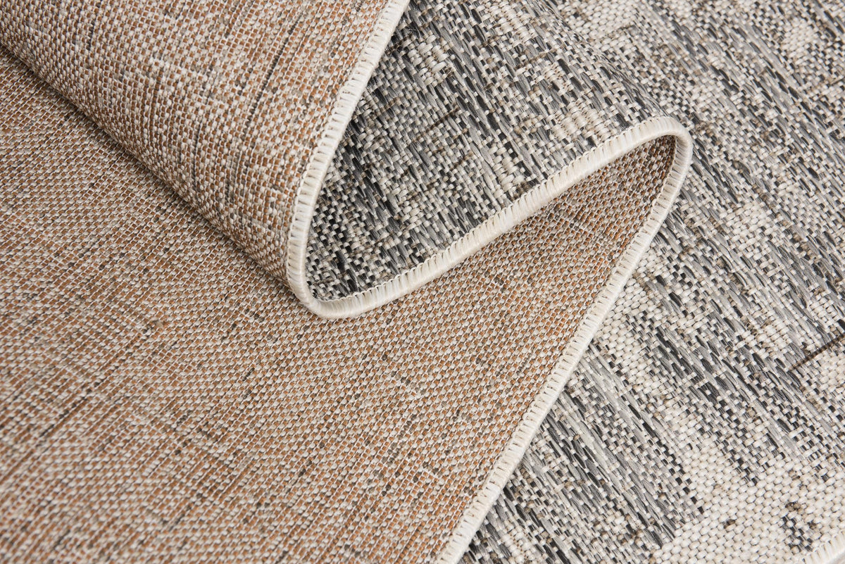 Zen Distressed Solid Modern Grey and Beige Indoor Rug
