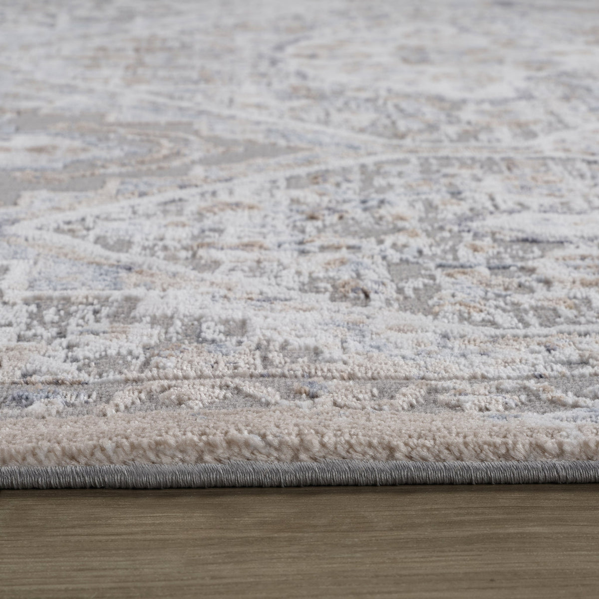 Sukoon Diamond Medallion Traditional Grey and Beige Indoor Rug