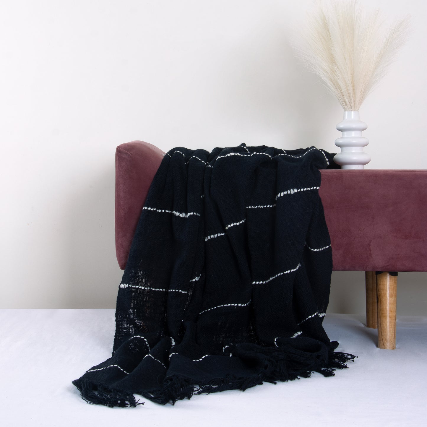 Decorative Throw Black & White