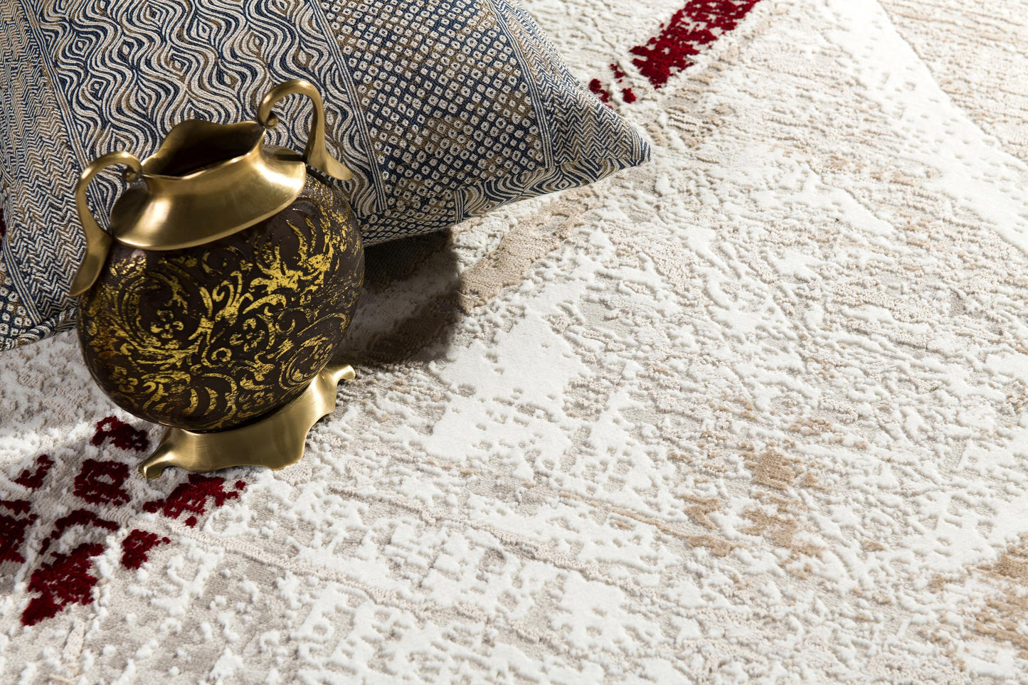 Tapis rouge contemporain côtier Cascade