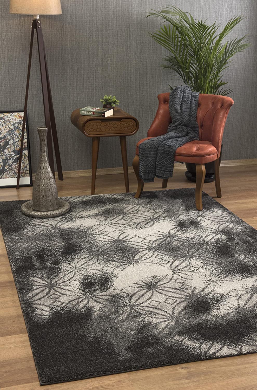 Alfombra de interior tradicional Layla de celosía desgastada, negra y gris