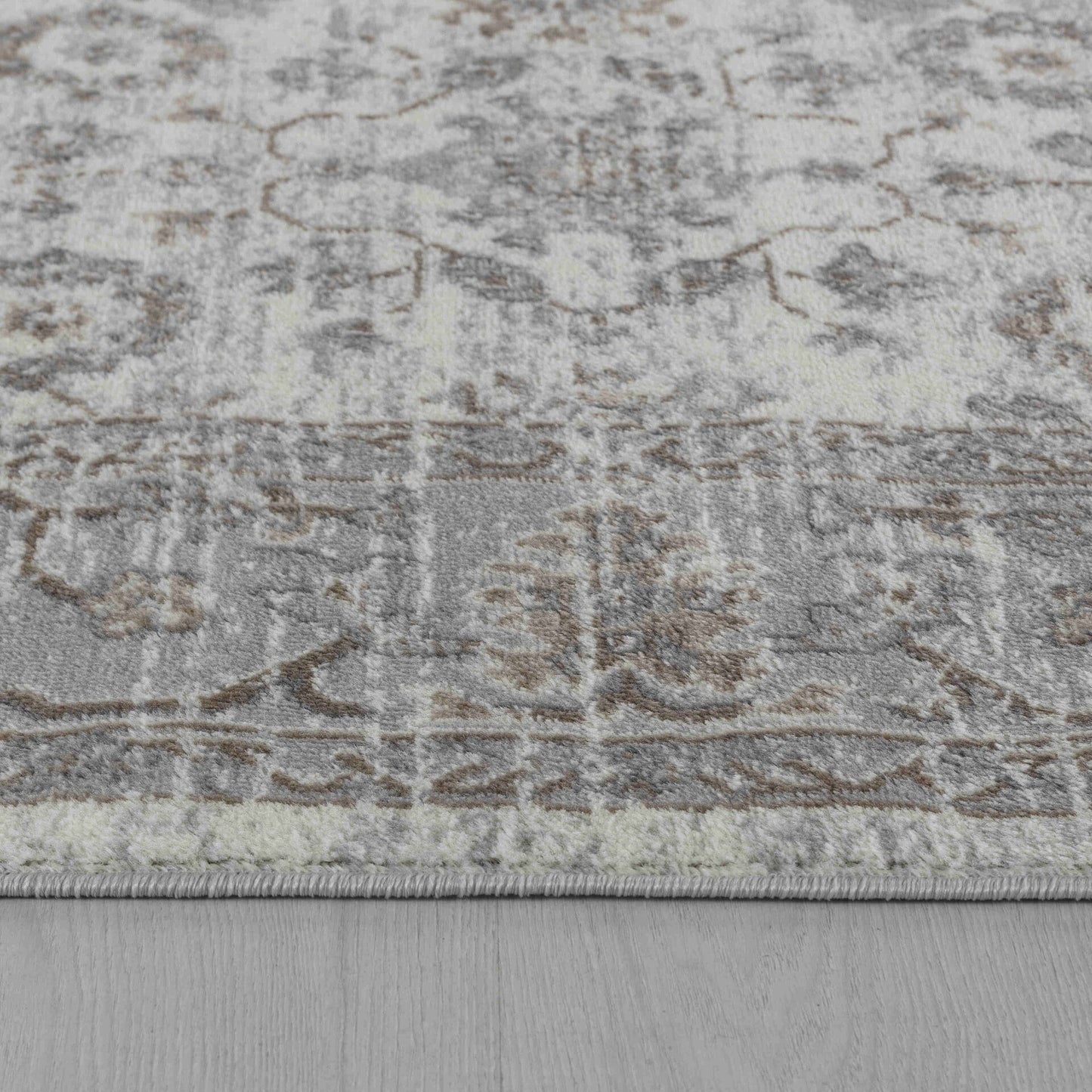 Sakarya Traditional Distressed Grey Rug