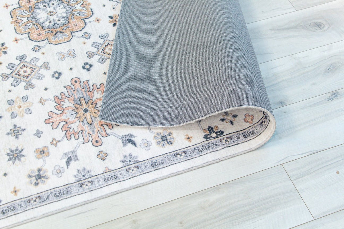 Roshin Medallion Traditional Cream and Gold Indoor Rug