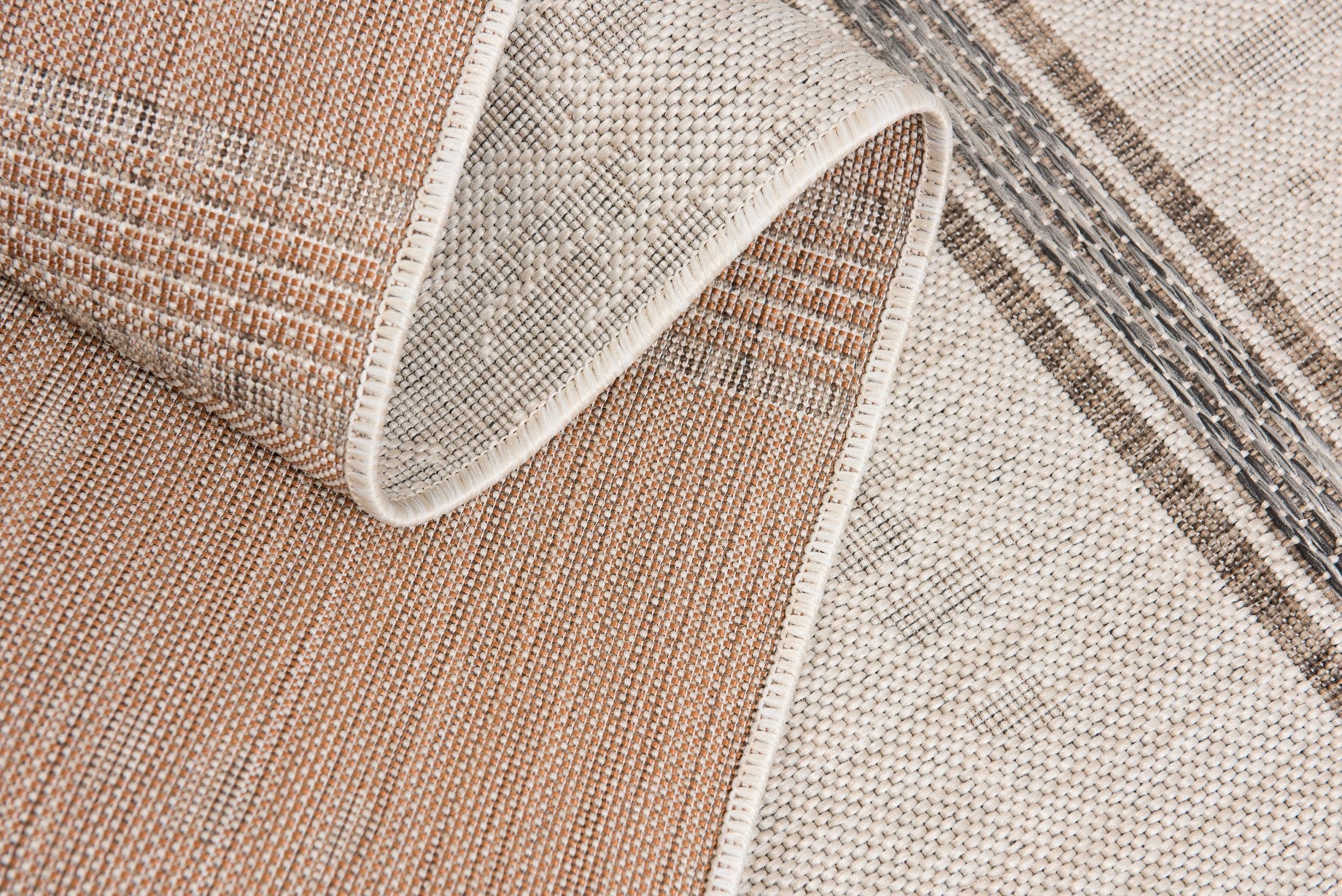 Modern Striped Indoor/Outdoor Area Rug