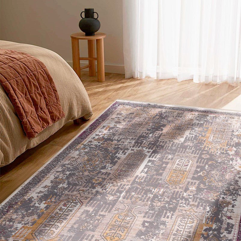 Paletta Distressed Medallion Transitional Grey and Beige Indoor Rug